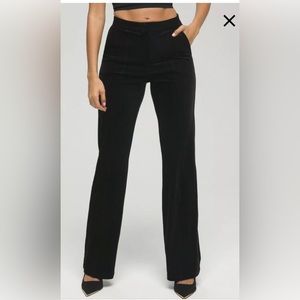 Good American Black Velvet Velour Black Flare Leg Trouser Pants Size 1/S NWT